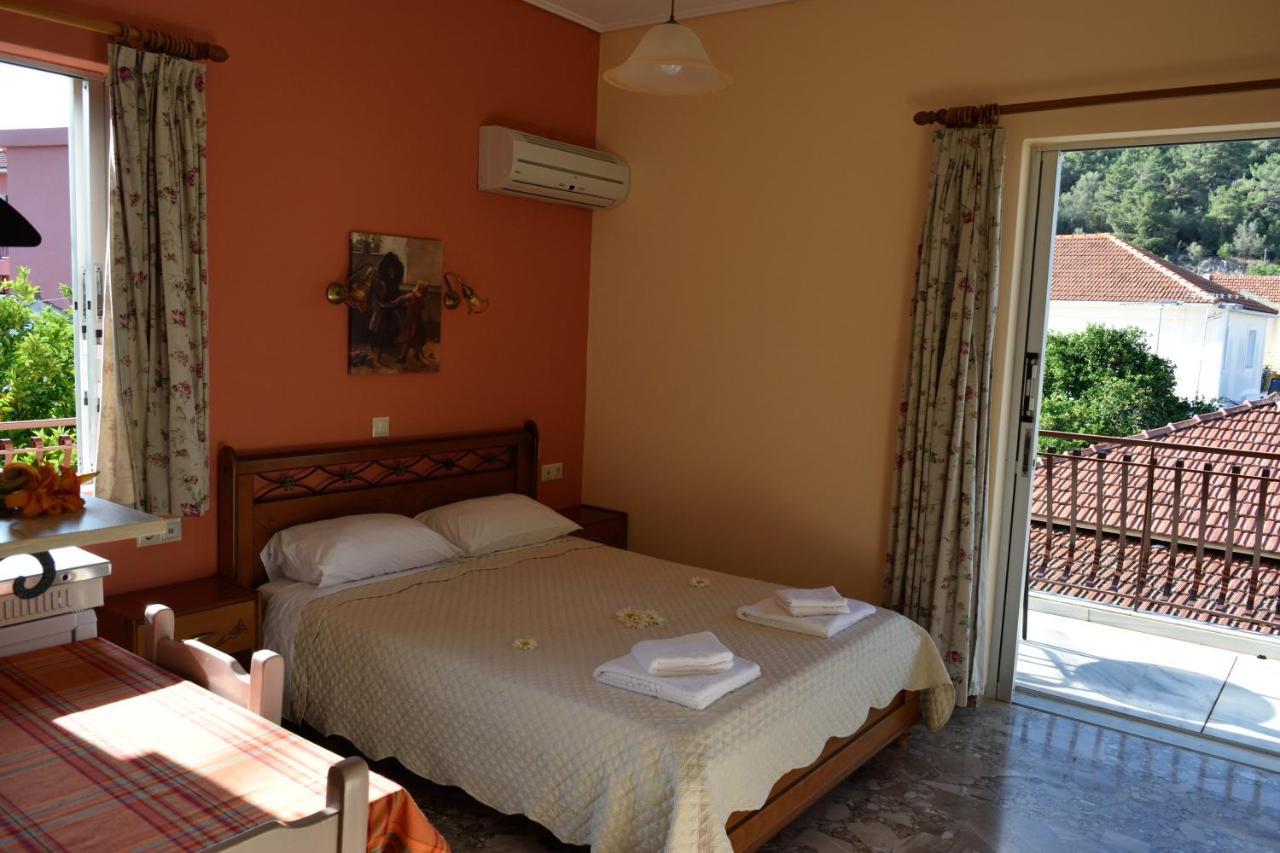 Stamoulis Apartments Agia Efimia Eksteriør bilde
