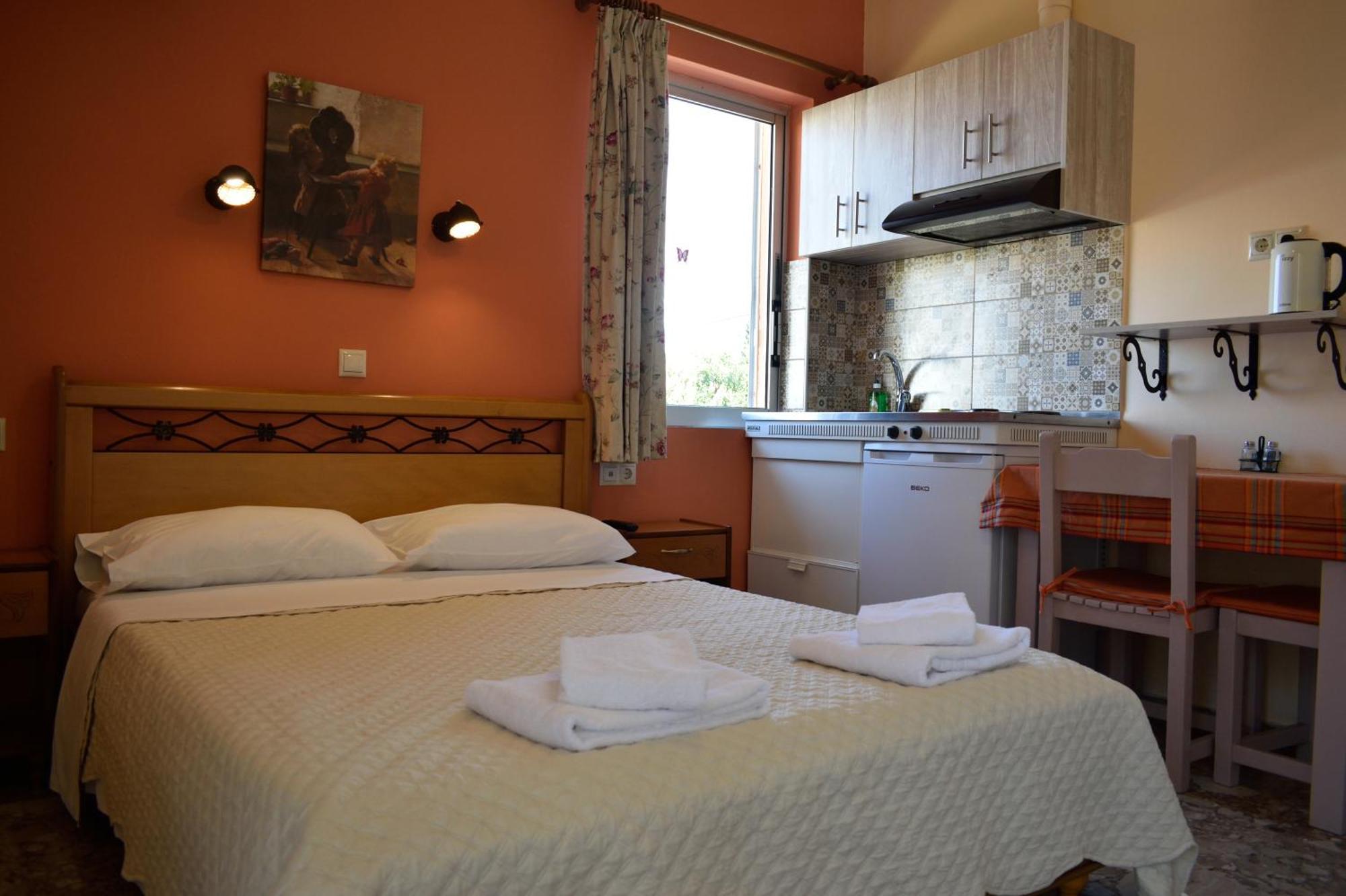 Stamoulis Apartments Agia Efimia Eksteriør bilde