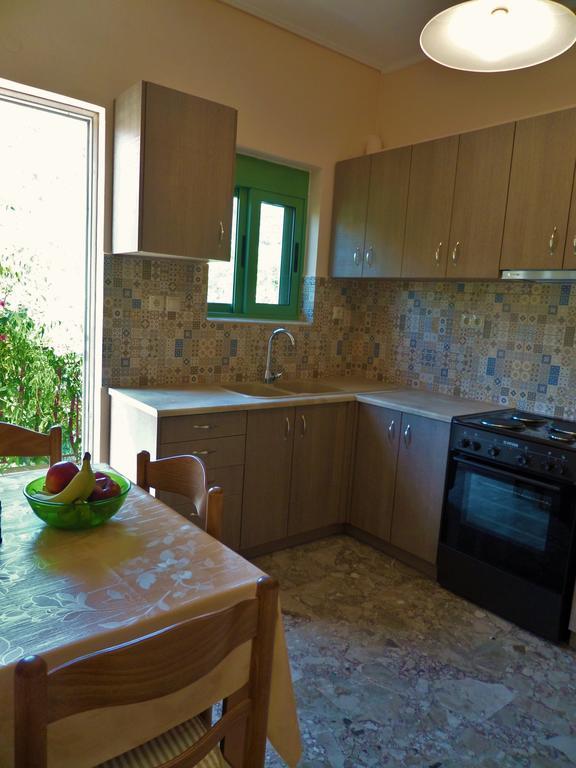Stamoulis Apartments Agia Efimia Eksteriør bilde
