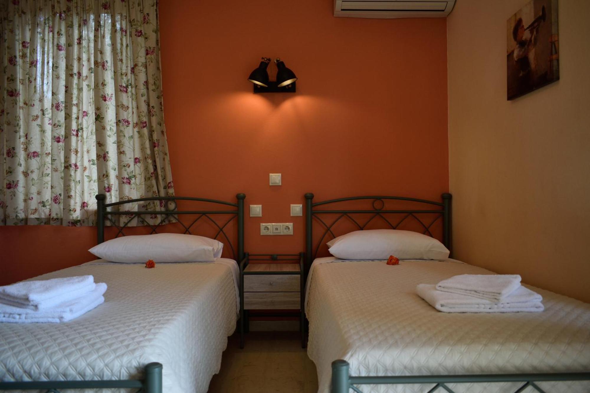 Stamoulis Apartments Agia Efimia Eksteriør bilde