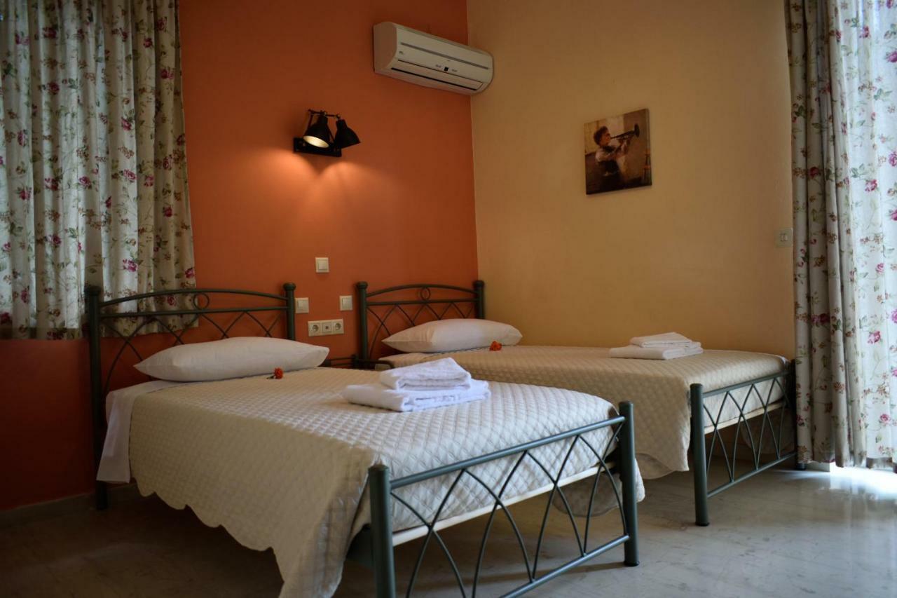 Stamoulis Apartments Agia Efimia Eksteriør bilde